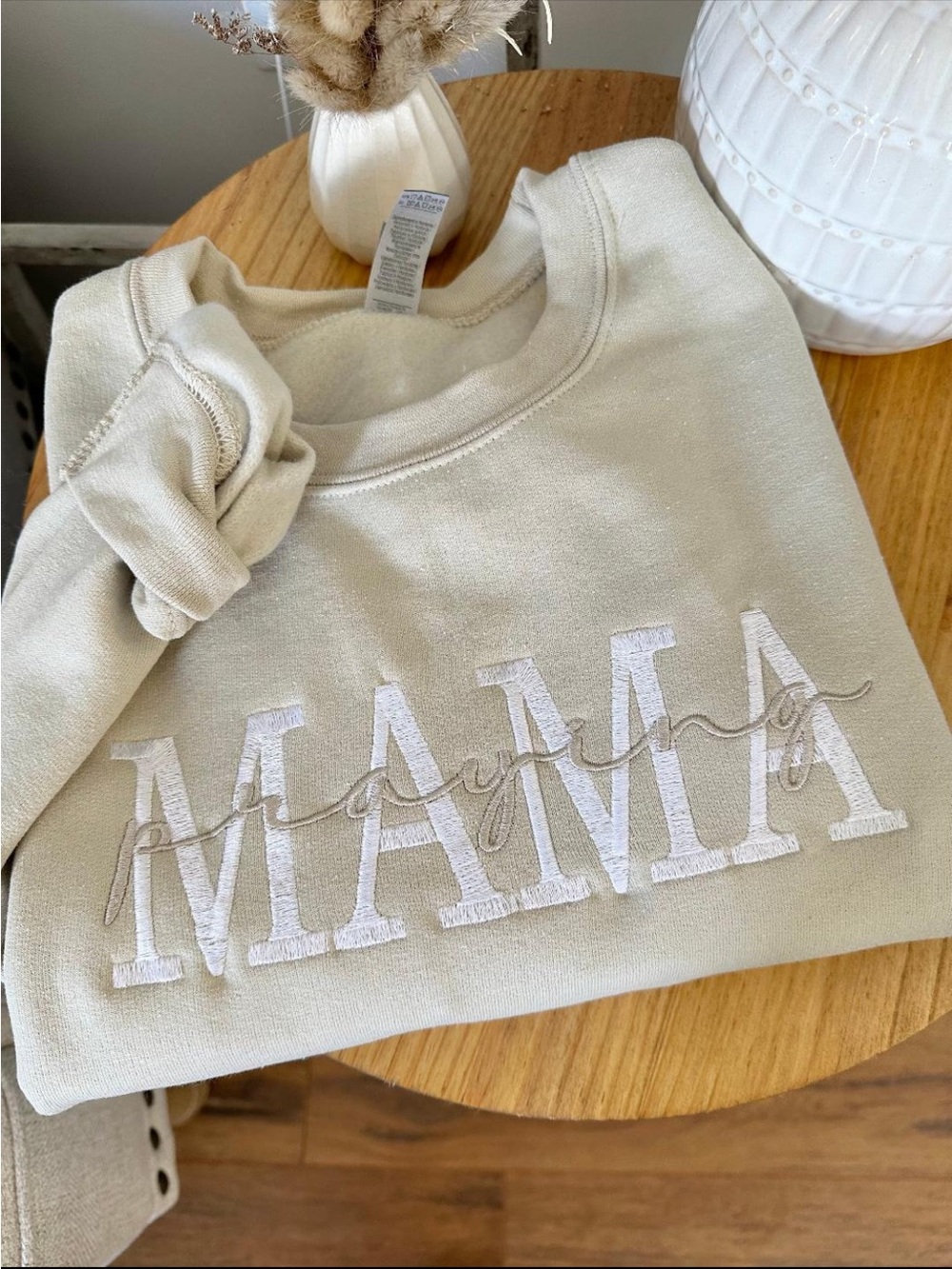 Praying Mama Sweatshirt beige size M NWOT